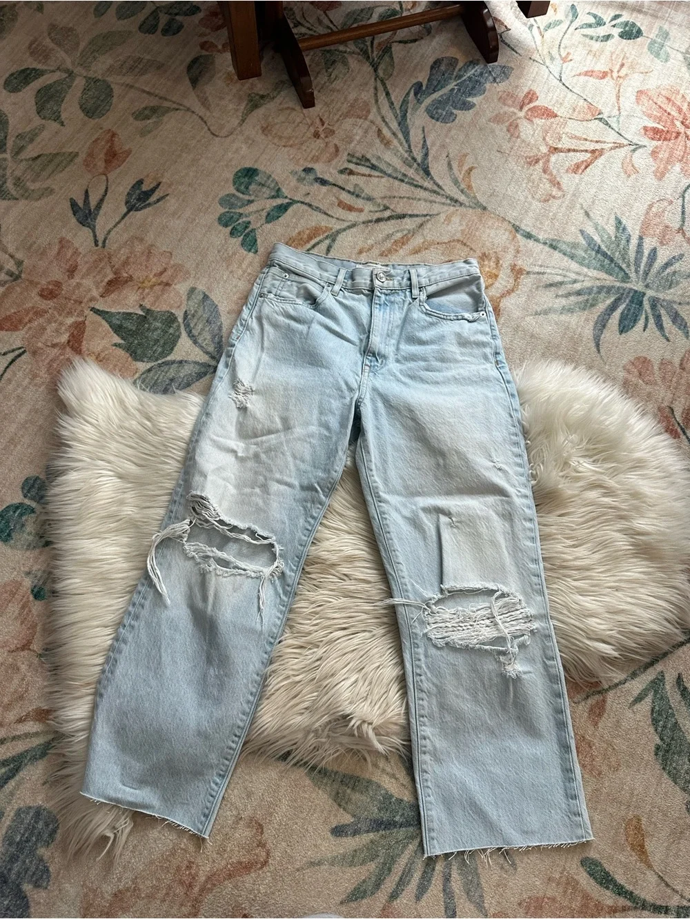 SLVRLAKE like item